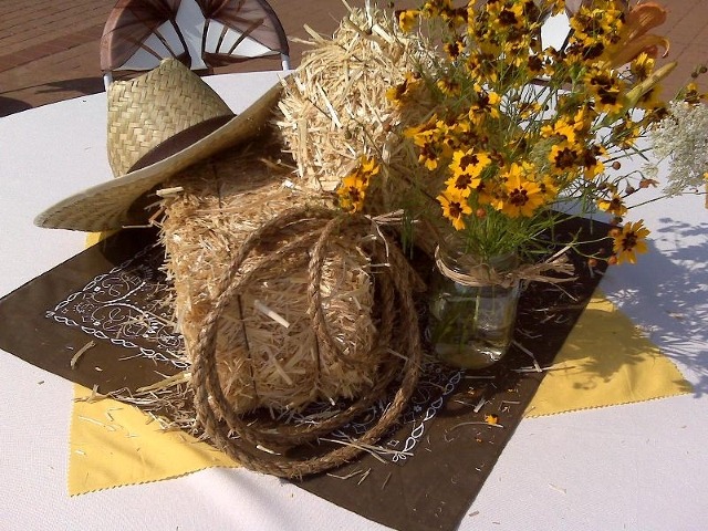 western themed events decor hay bale ideas inspiration