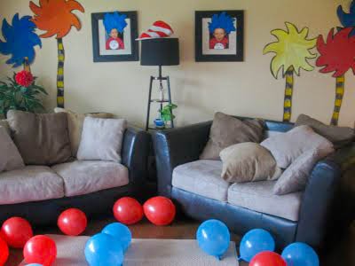 dr seuss birthday party living room decorations