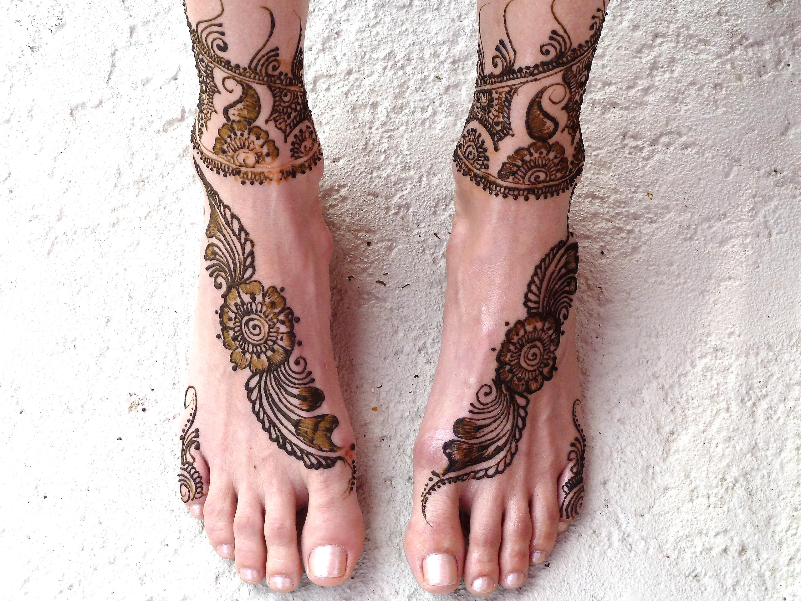 Henna on Feet