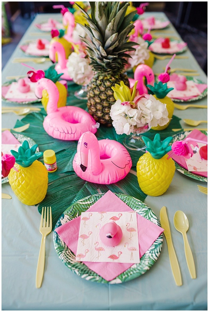 How to Throw a Flamingo Themed Summer Party