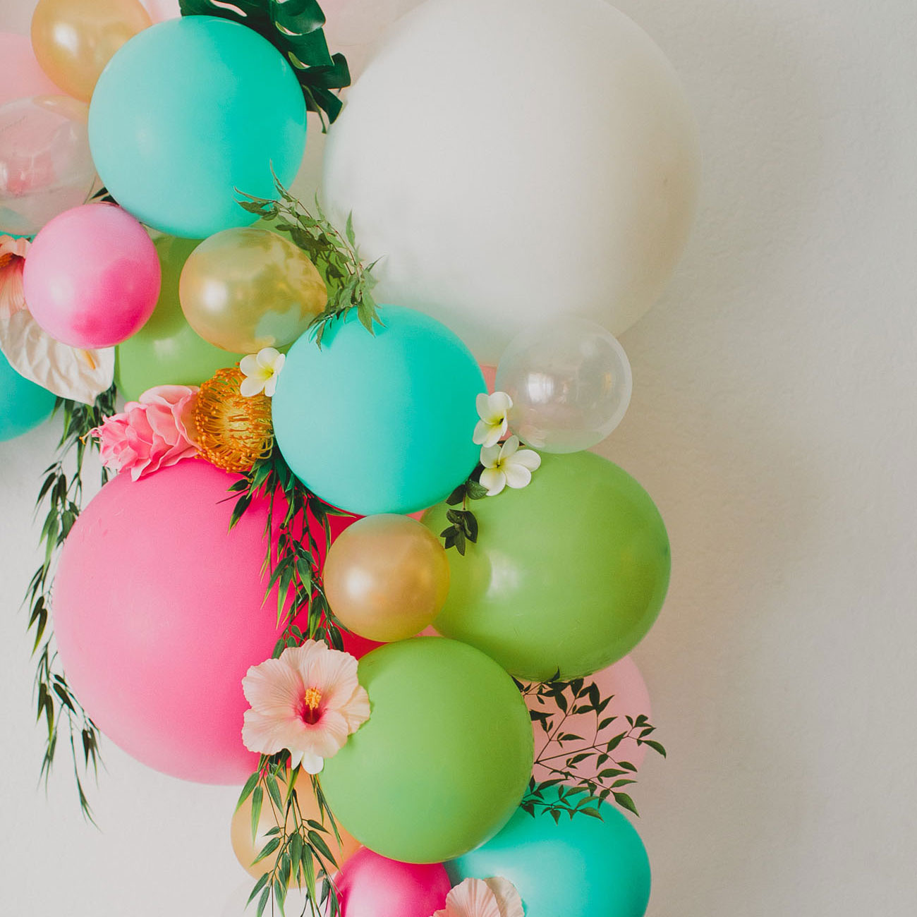 Darling Floral Balloon Arch DIY - Learn to make it here!