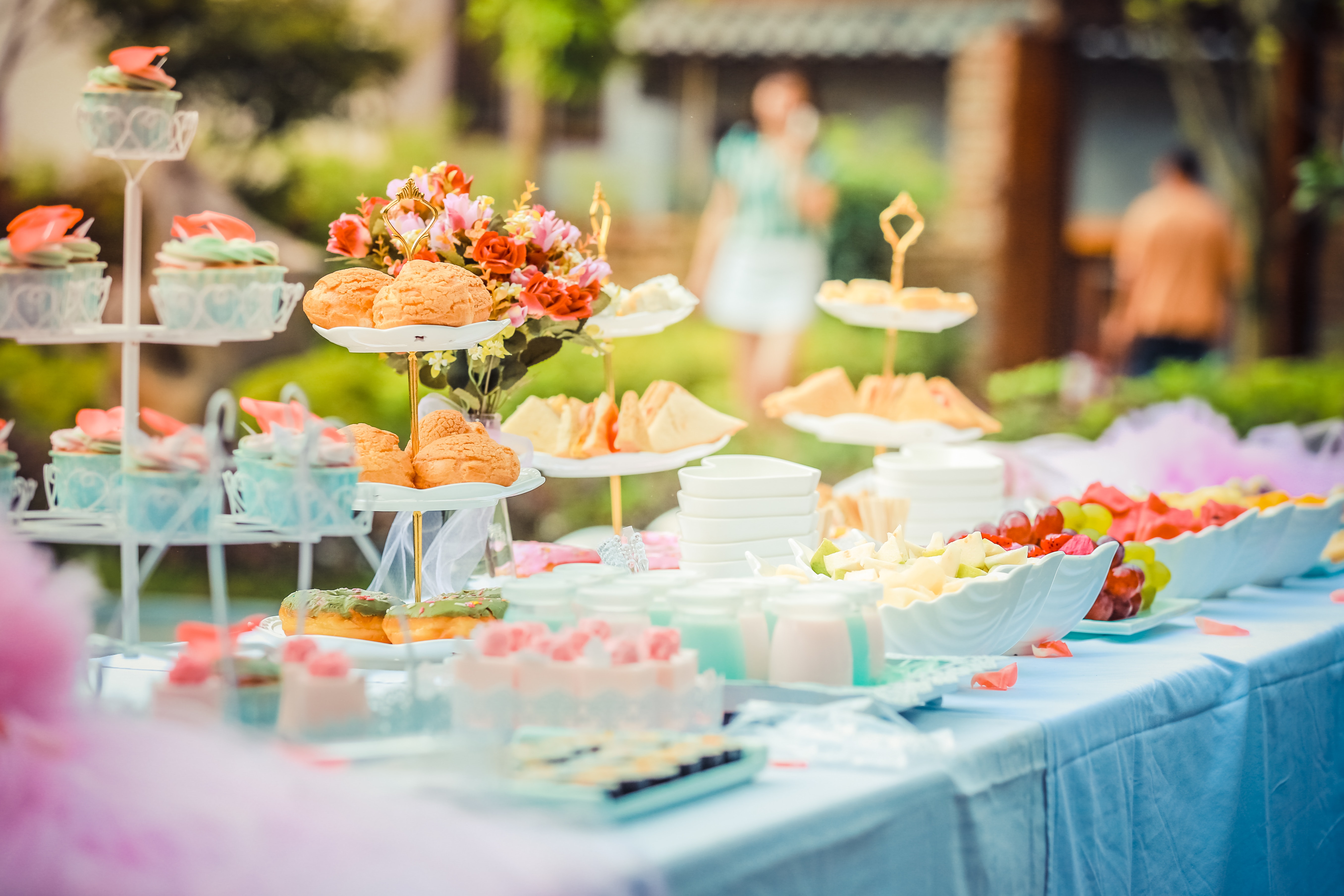 Your Complete Guide to throw a Baby Shower #babyshower #babyshowerideas