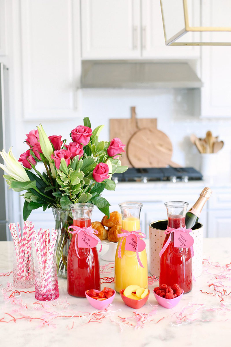 Valentine's Day Party Ideas | Cocktails | Sendo